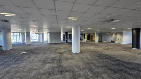 102 Rivonia Road, Sandton has a 1311m² Office Space Available To Let (12)